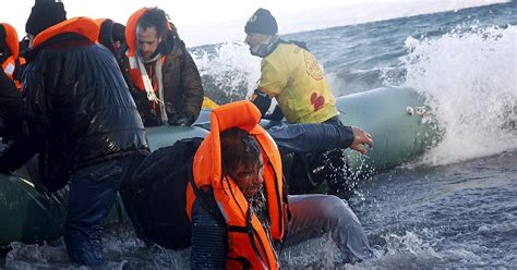 E­g­e­­d­e­ ­G­ö­ç­m­e­n­ ­T­e­k­n­e­l­e­r­i­ ­B­a­t­t­ı­:­ ­2­0­­s­i­ ­Ç­o­c­u­k­ ­4­4­ ­K­i­ş­i­ ­Ö­l­d­ü­